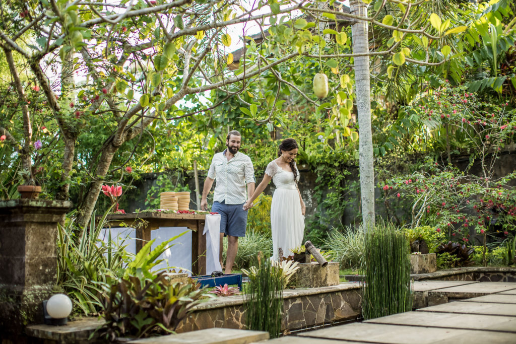 Rosie & Sam - Wedding in Ubud