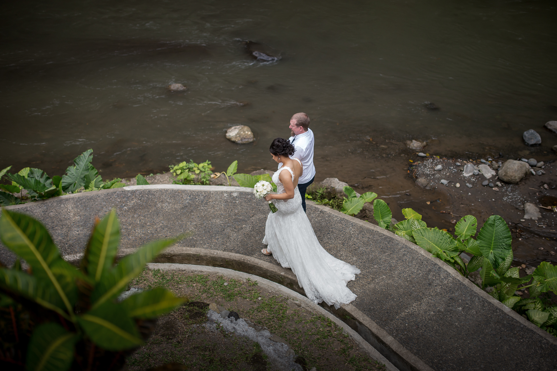  Royal Pitamaha Wedding - river walk before walk down the aisle