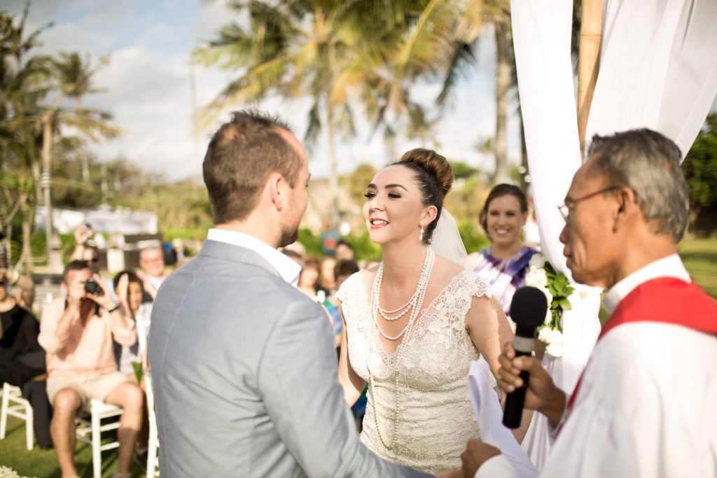 Wedding at Ombak Luwung, Bali. Photos taken by Iwan