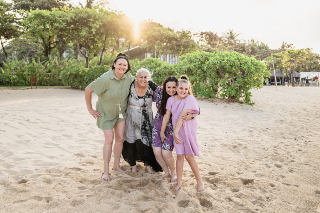 Nusa Dua Beach Hotel - Family photo session in Bali