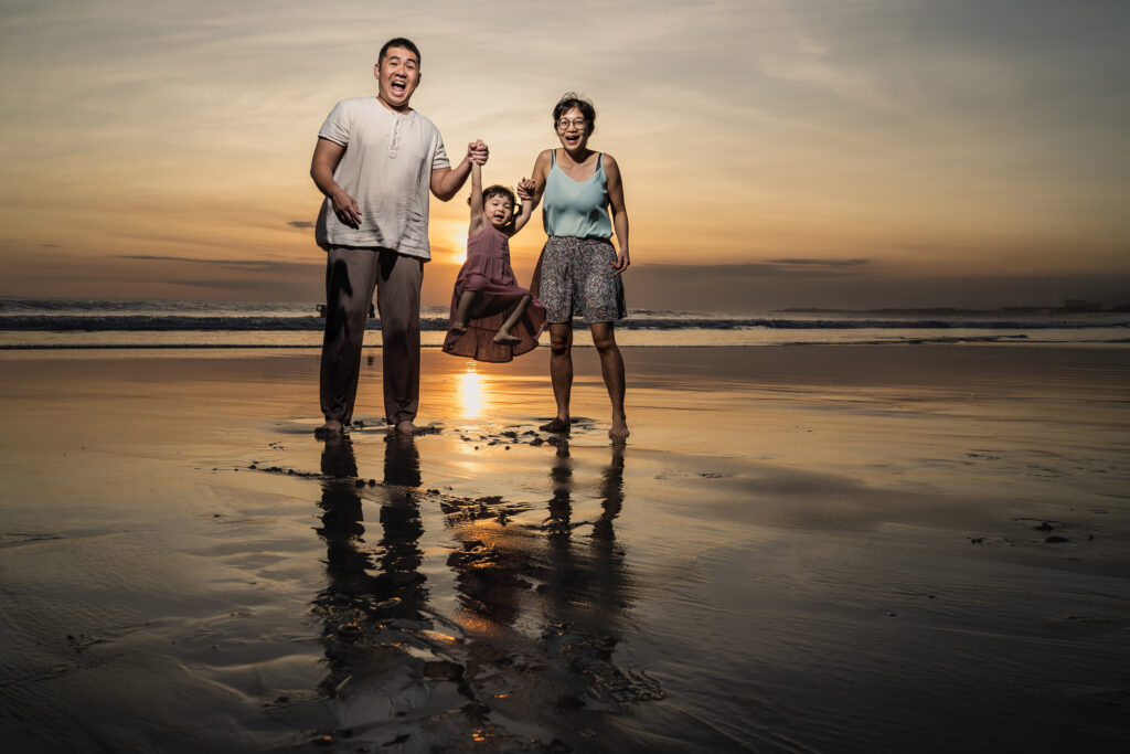 Alila Seminyak - Candid family photos
