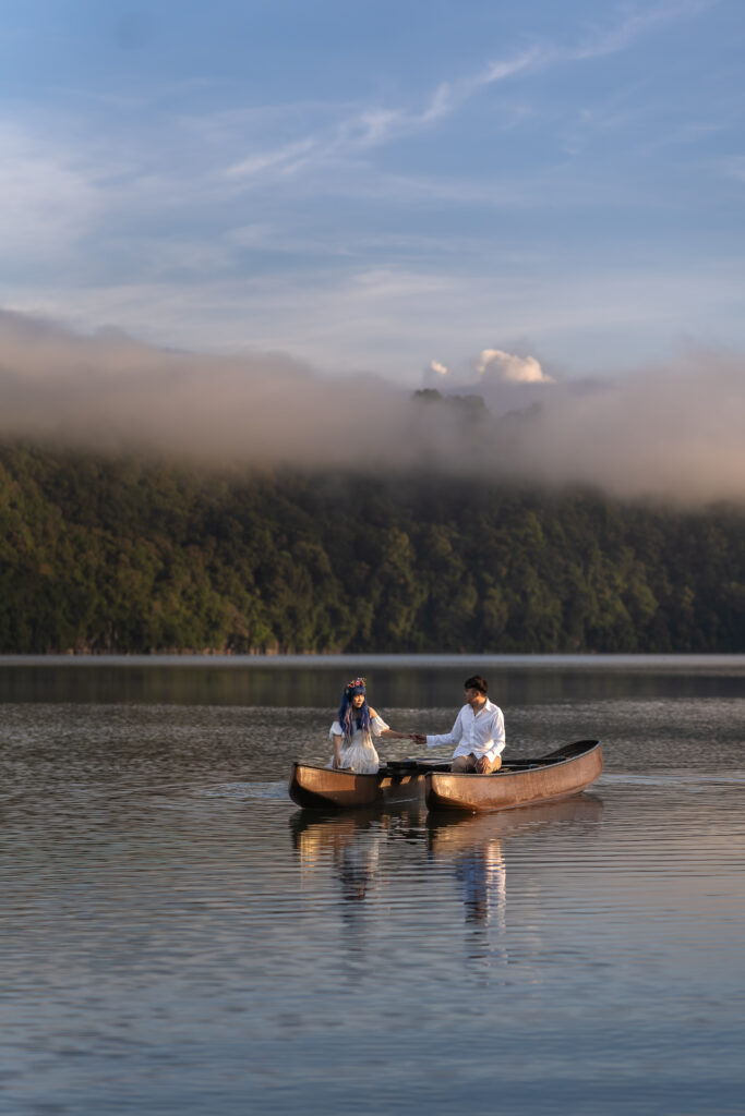 Tamblingan - Romantic couple photos