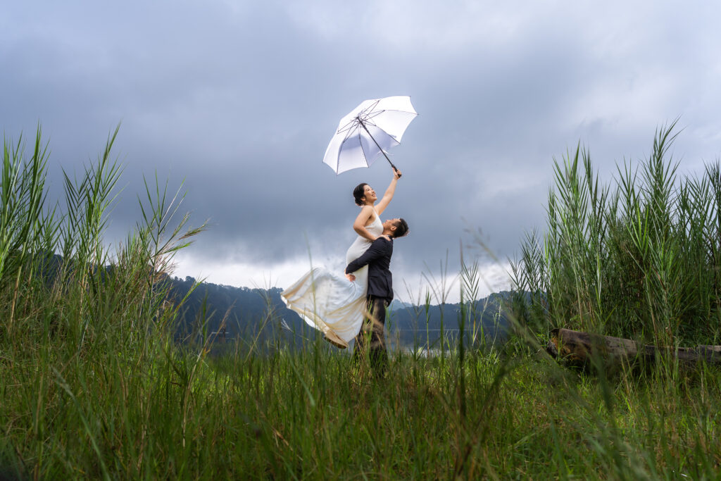 Tamblingan Lake - Bali engagement session