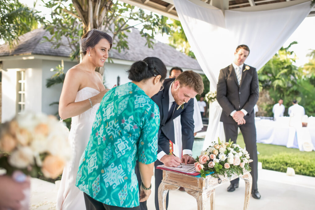Tamarama Villa, Ungasan Clifftop Resort - Wedding photography style