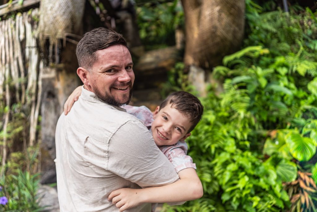 Blangsinga Waterfall - Family photo session in Bali