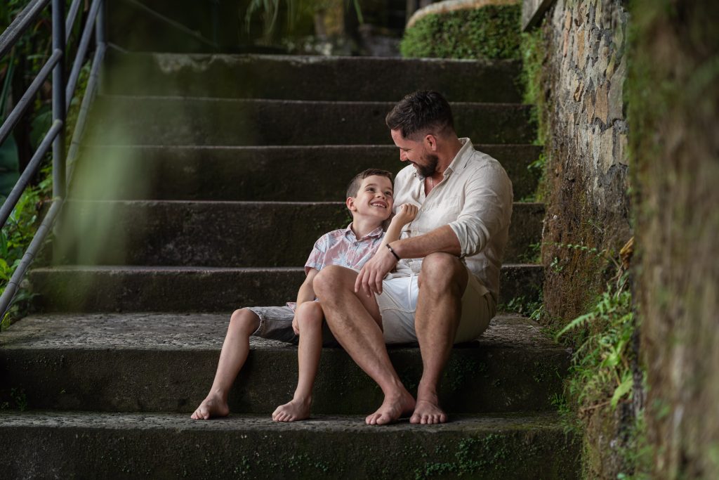Blangsinga Waterfall - Family photography portfolio