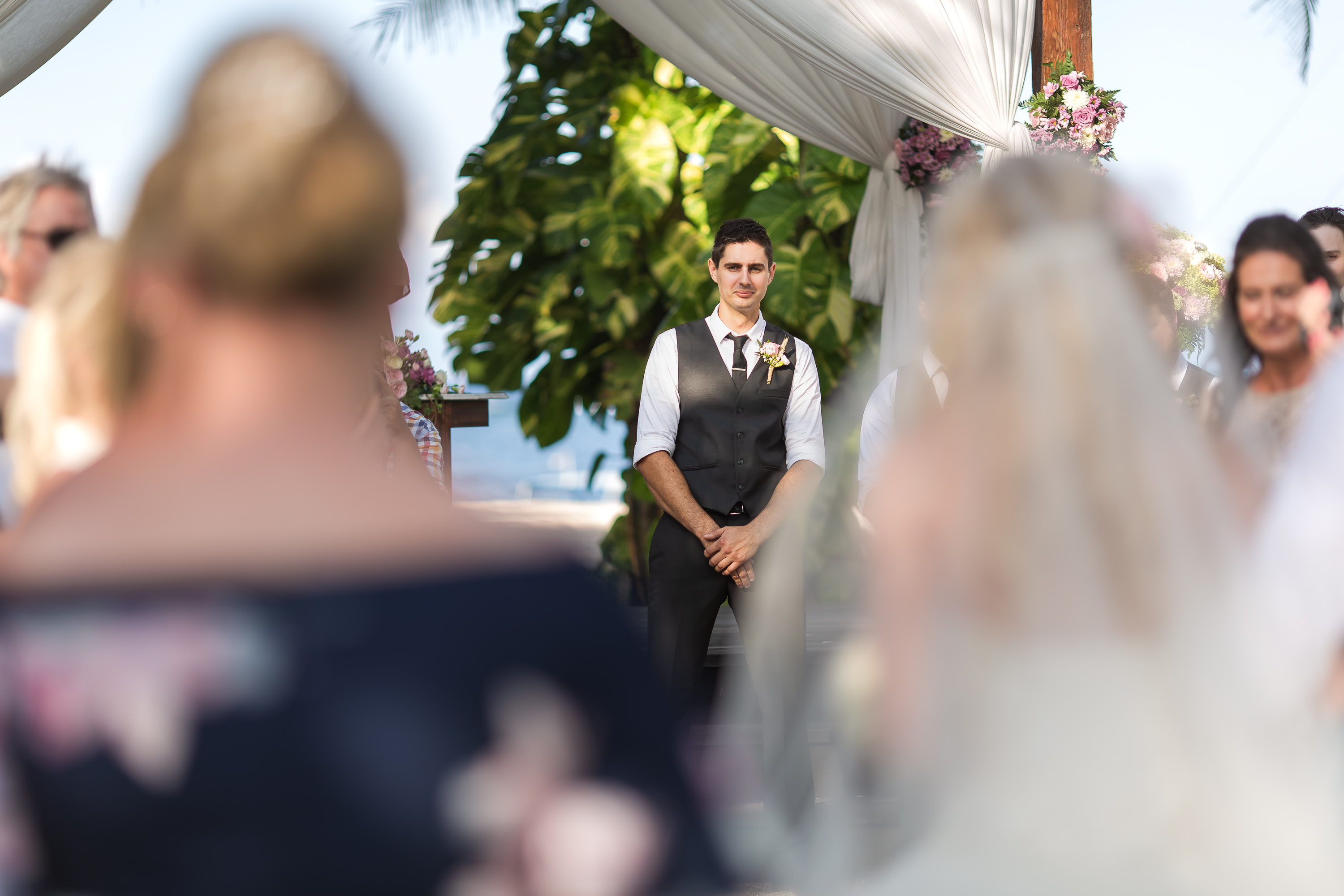 Taman Bhagawan Wedding - Bride's entrance to the ceremony