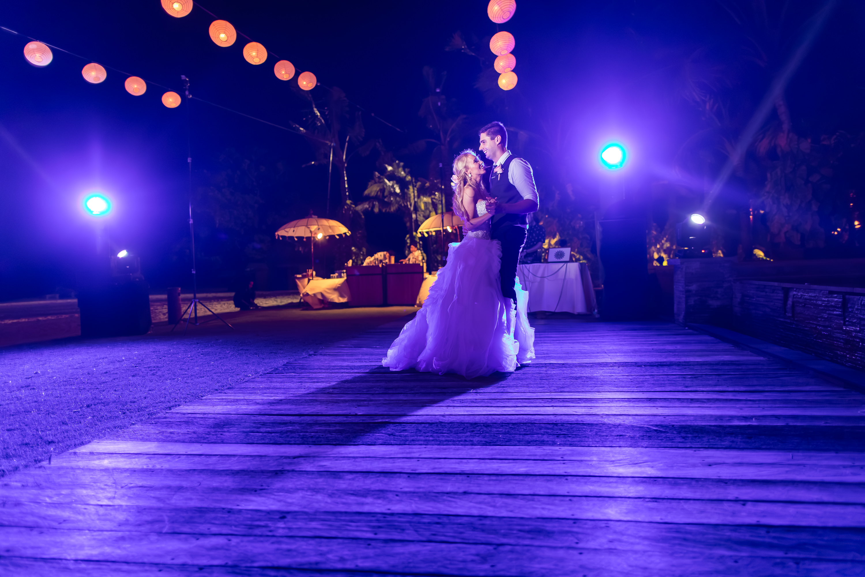 Taman Bhagawan Wedding - First dance under blue lights