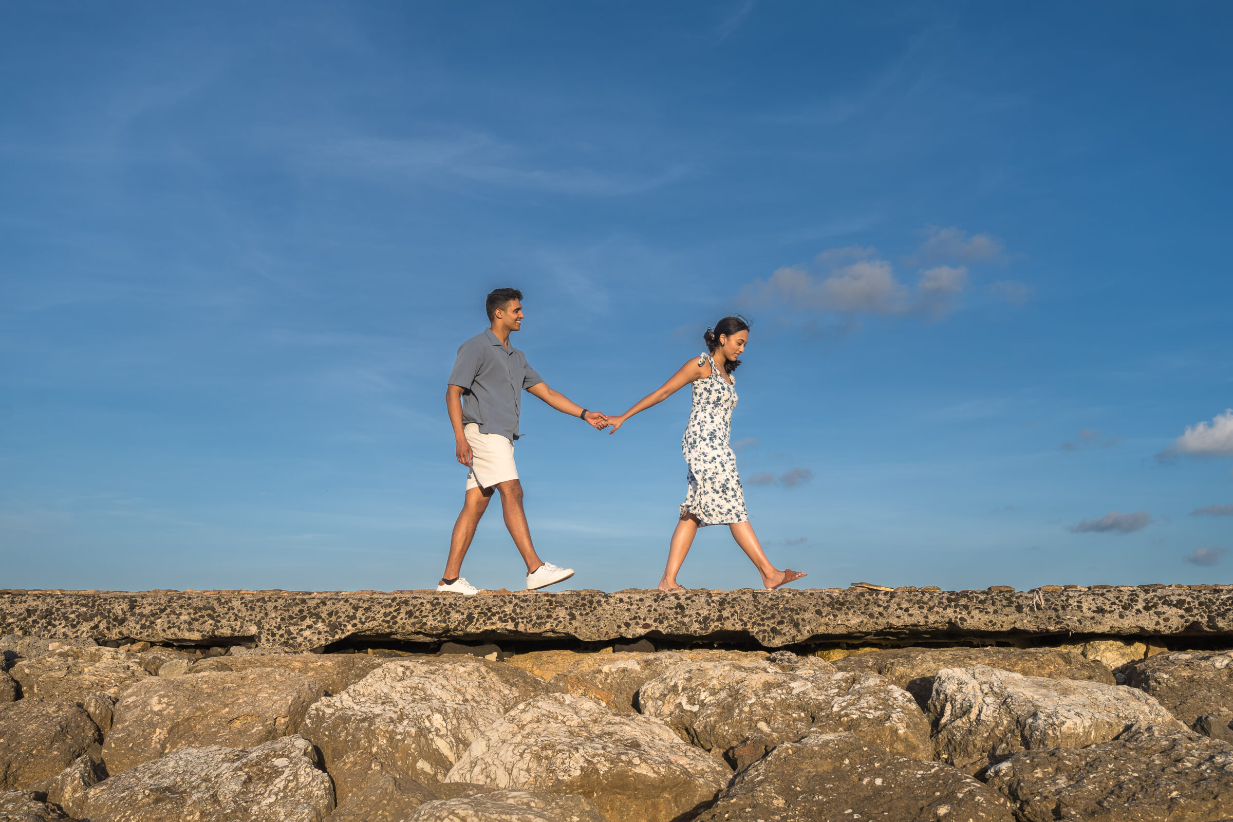 Nusa Dua Beach Hotel - hand in hand on the pier