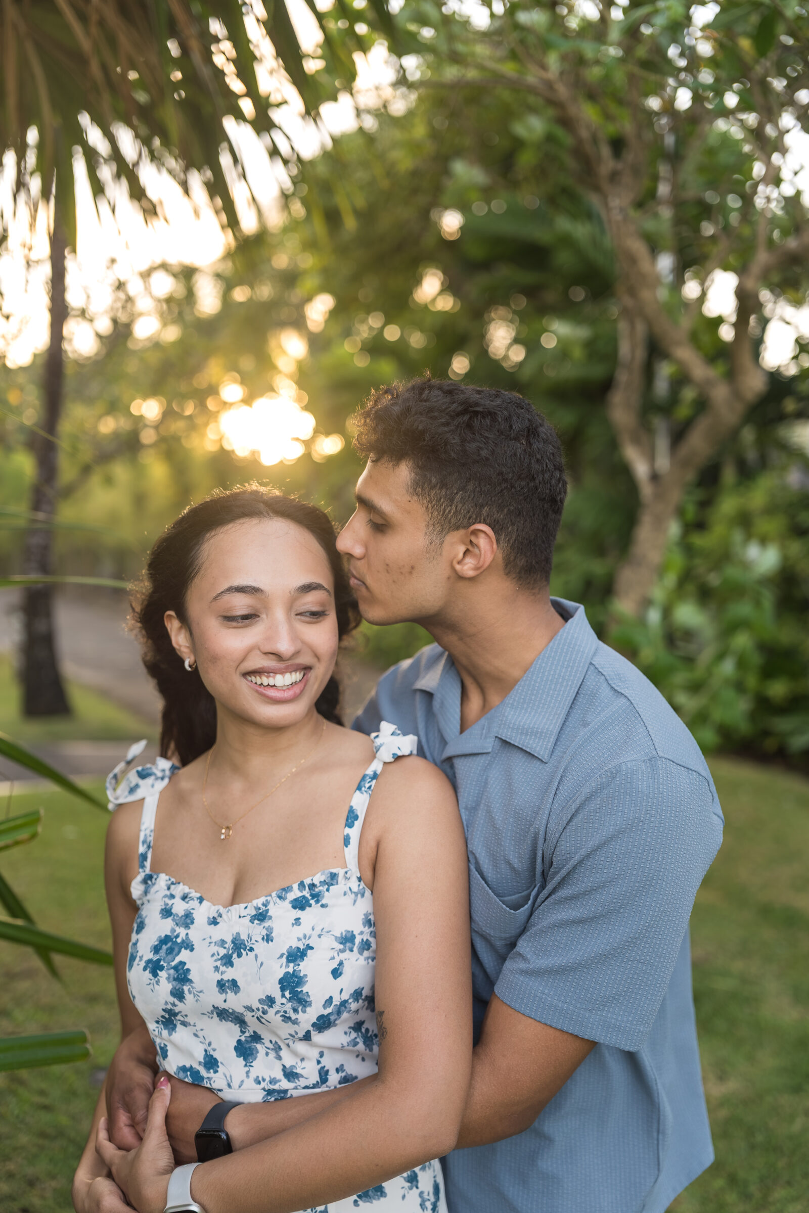 Nusa Dua Beach Hotel - kiss in the garden