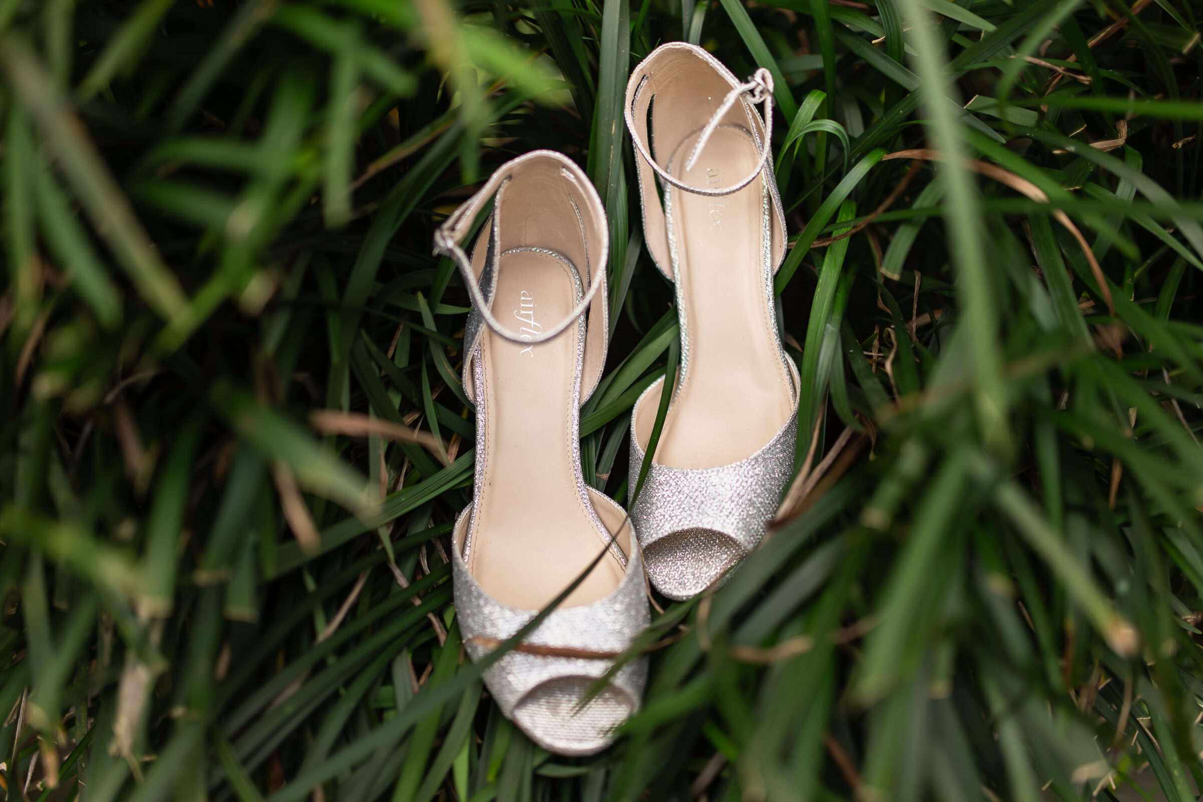 The Royal Pita Maha - bridal shoes in the plants
