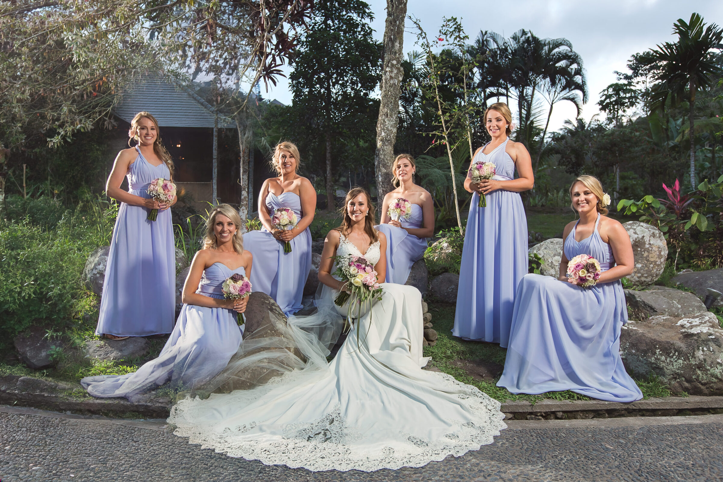 The Royal Pita Maha - bridesmaids and the bride's train