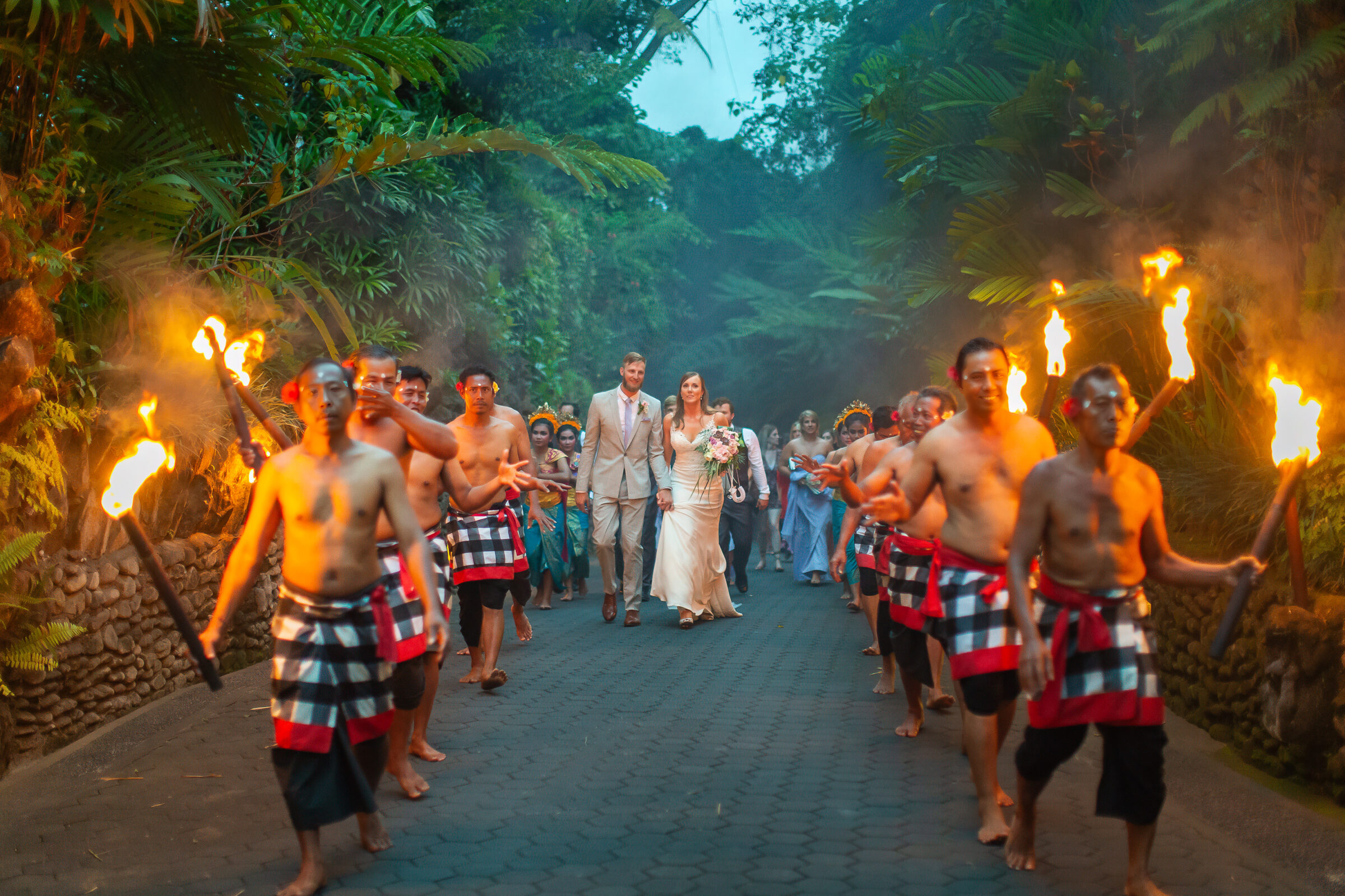 The Royal Pita Maha - torch procession to the reception